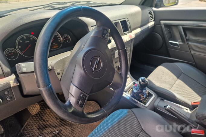 Opel Vectra C [restyling] GTS hatchback 5-doors