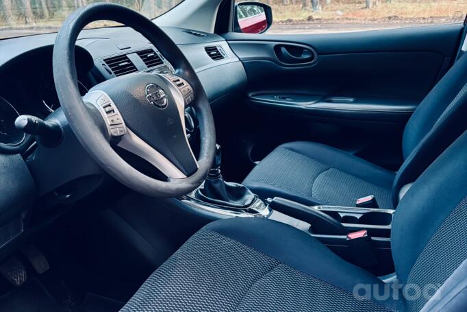 Nissan Pulsar NB17