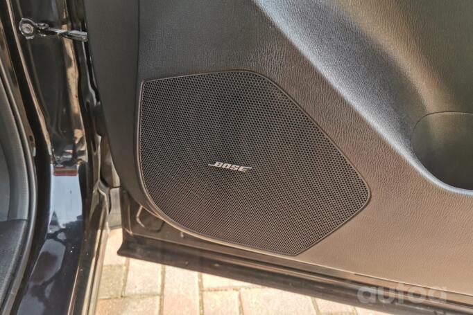 Mazda CX-5 1 generation Crossover