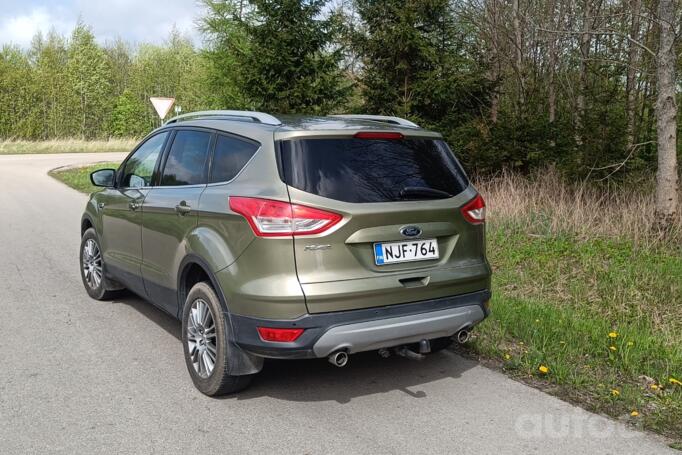 Ford Kuga 2 generation Crossover