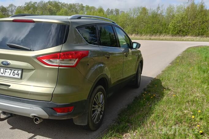 Ford Kuga 2 generation Crossover