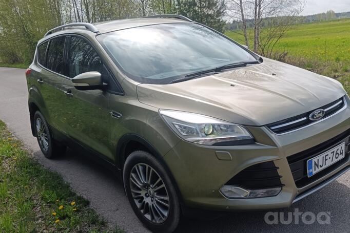 Ford Kuga 2 generation Crossover