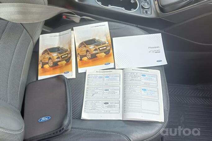 Ford Kuga 2 generation Crossover