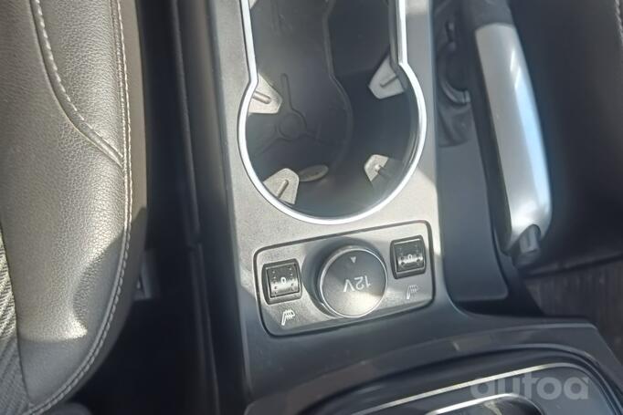 Ford Kuga 2 generation Crossover