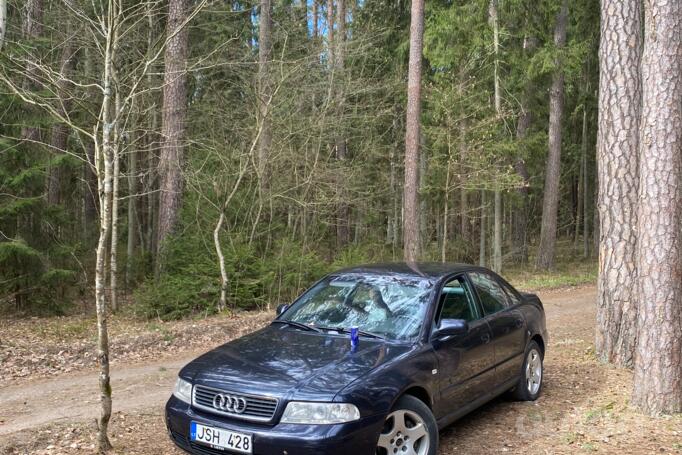 Audi A4 B5 [restyling] Avant wagon 5-doors