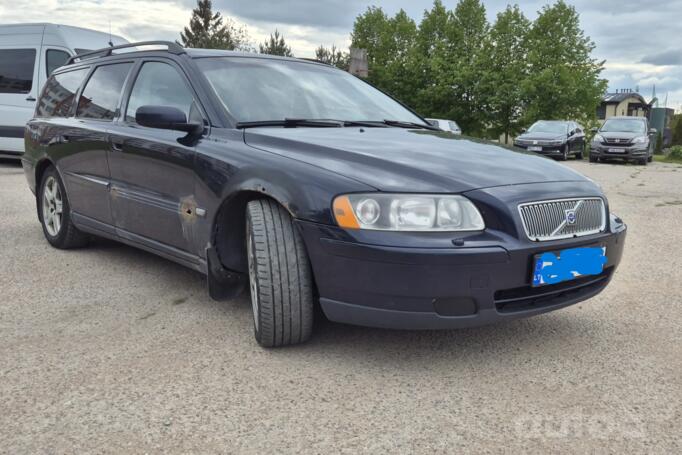 Volvo V70 2 generation [restyling] wagon 5-doors