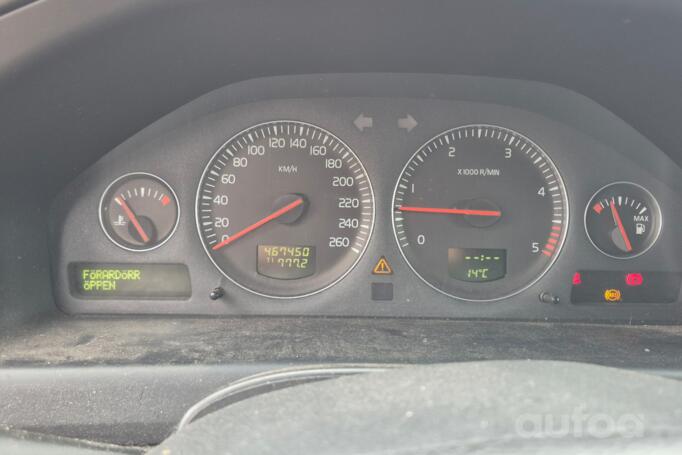 Volvo V70 2 generation [restyling] wagon 5-doors