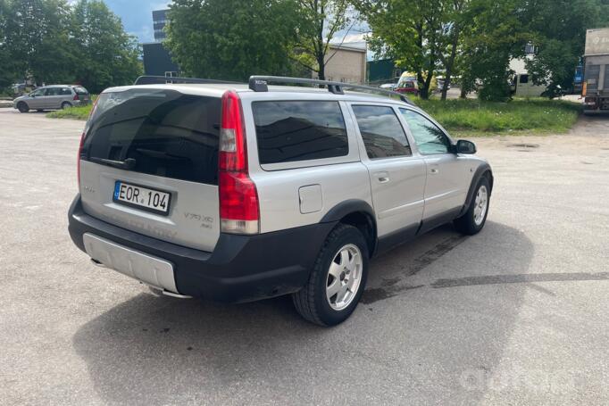 Volvo XC70 2 generation wagon