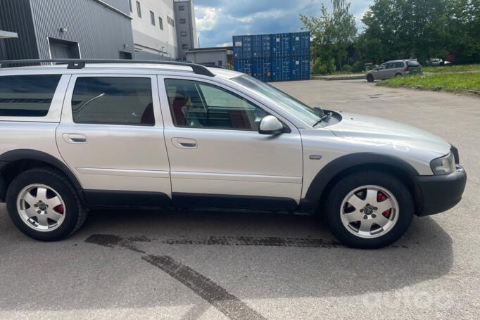 Volvo XC70 2 generation wagon