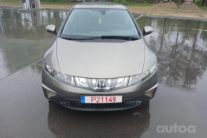 Honda Civic 8 generation Hatchback 5-doors