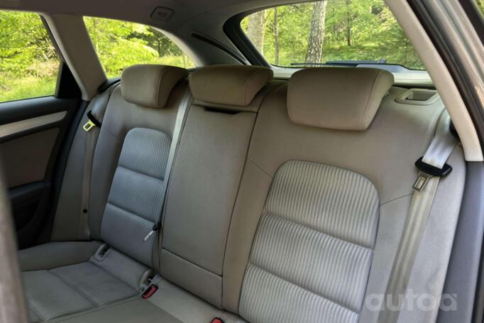 Audi A4 B8/8K wagon 5-doors