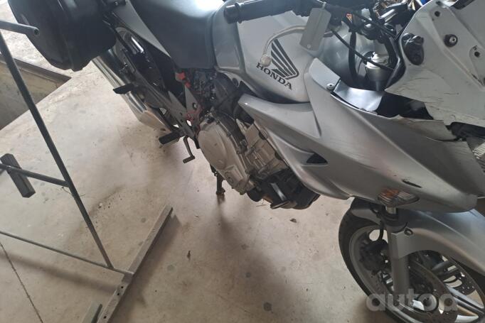 Honda CBF