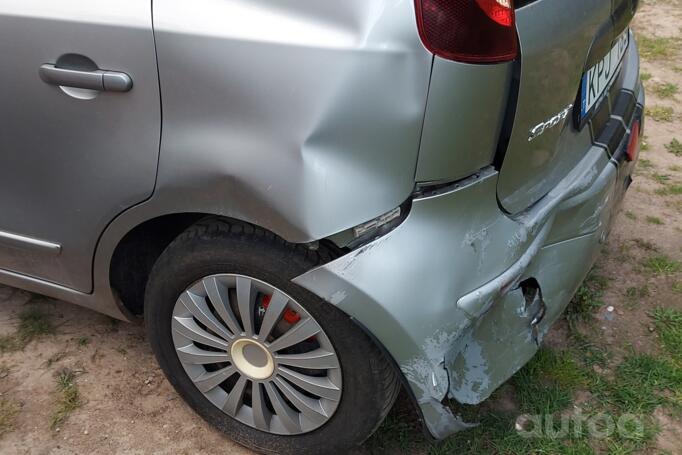 Nissan Note E11 [restyling] Hatchback