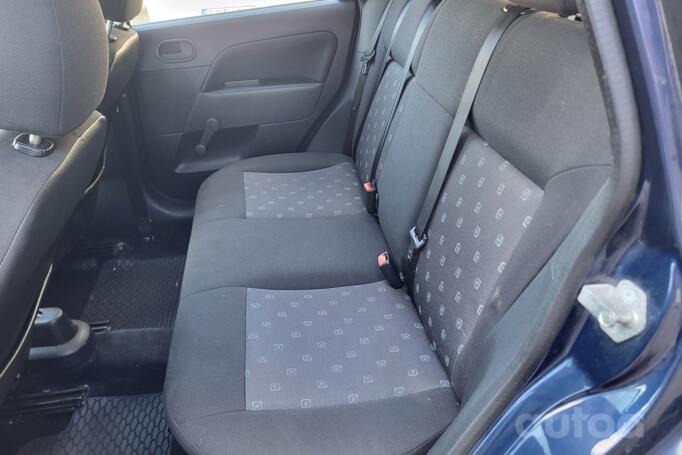 Ford Fiesta 5 generation Hatchback 5-doors