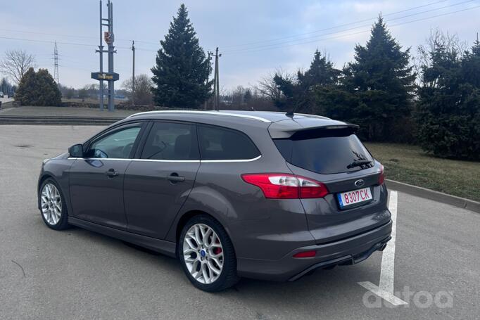 Ford Focus 3 generation ST wagon 5-doors