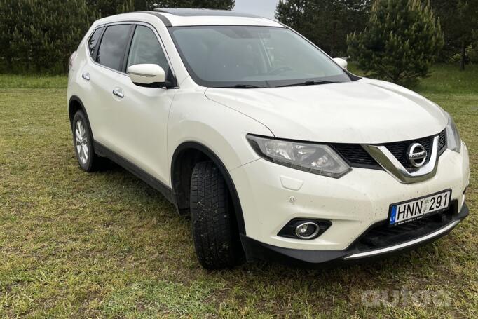Nissan X-Trail T32 Crossover