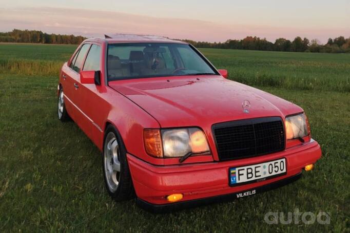 Mercedes-Benz E-Class W124 [2th restyling] Sedan