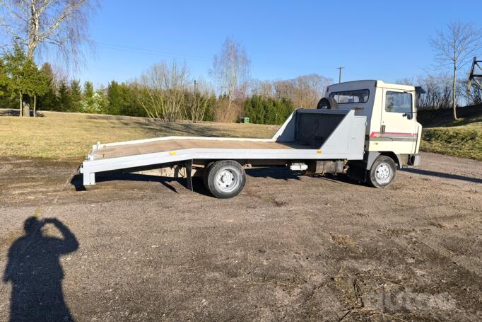 Nissan AD 1 generation