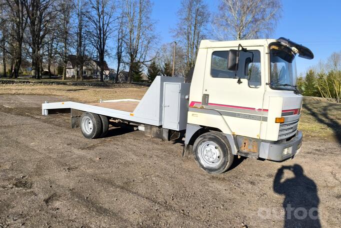 Nissan AD 1 generation