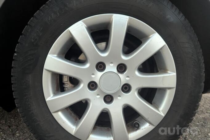 Volkswagen Golf Plus 1 generation
