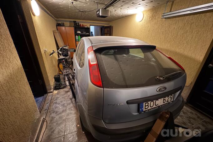 Ford Focus 2 generation Hatchback 5-doors
