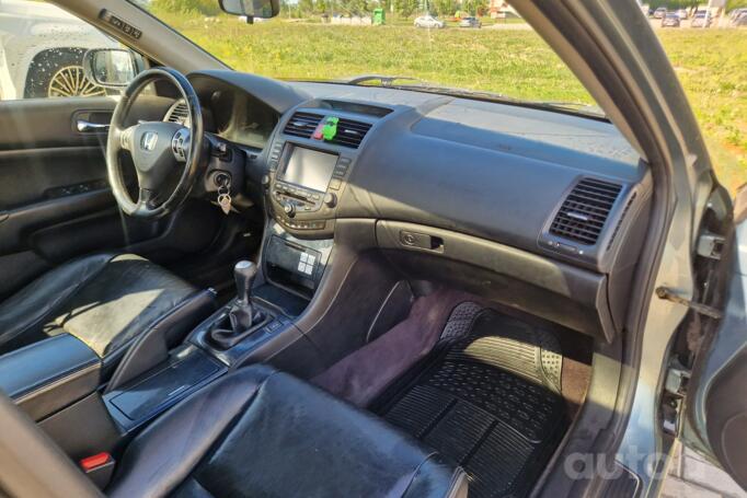 Honda Accord 7 generation Sedan 4-doors