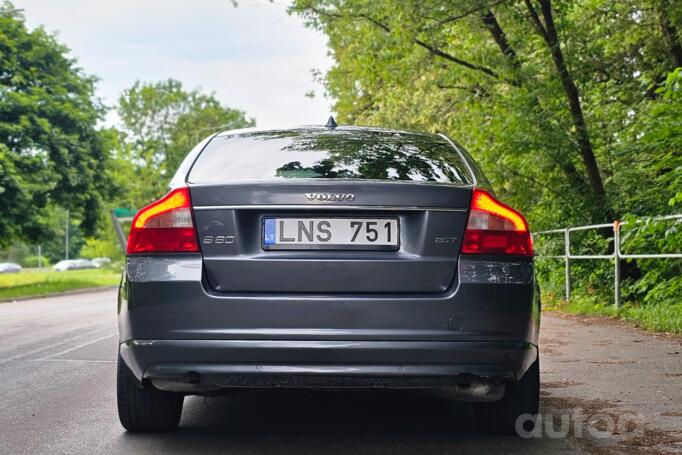 Volvo S80 2 generation Sedan