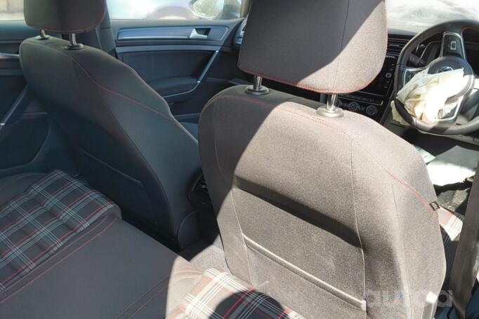 Volkswagen Golf GTI 7 generation [restyling]