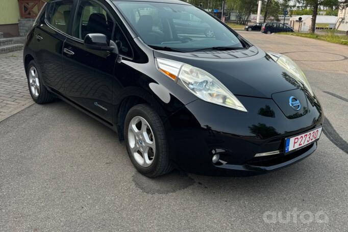 Nissan Leaf 1 generation Hatchback