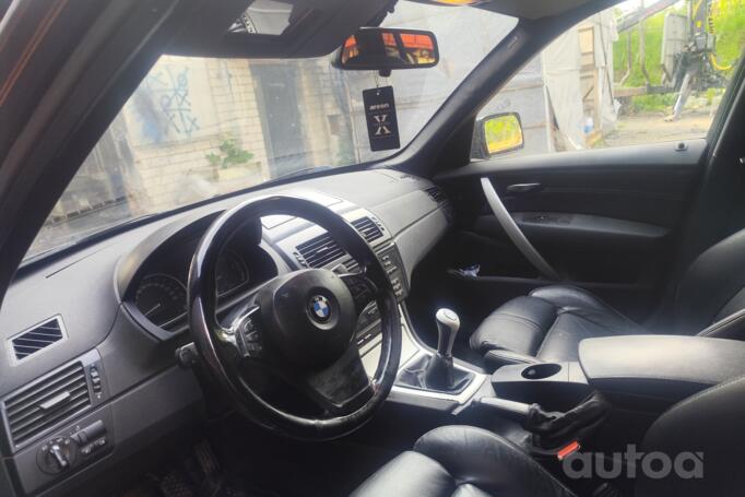BMW X3 E83 Crossover