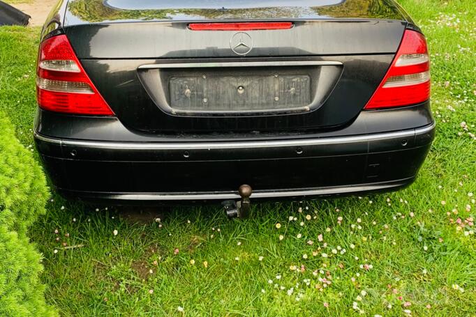 Mercedes-Benz E-Class W211 Sedan