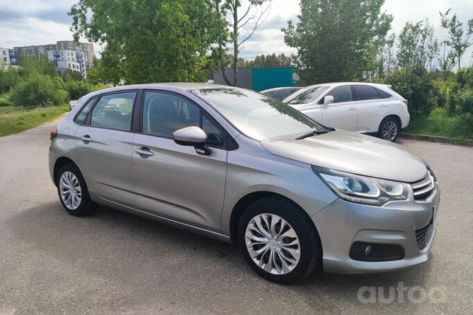 Citroen C4 2 generation Hatchback