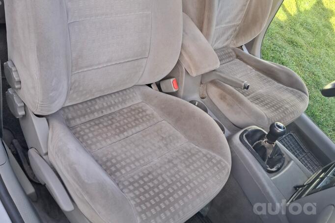 Volkswagen Passat B5.5 [restyling] wagon