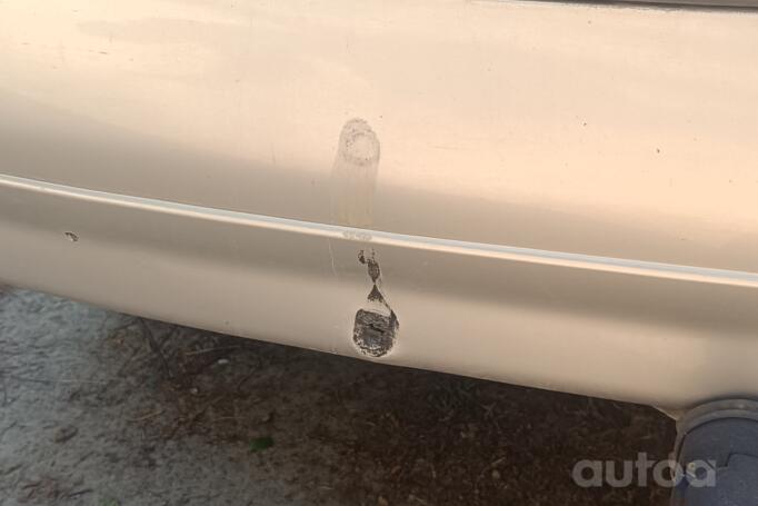 Nissan Almera Tino V10 Minivan