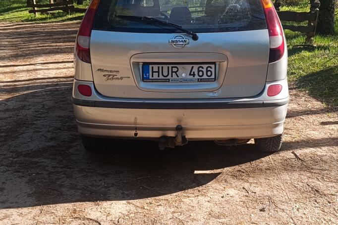 Nissan Almera Tino V10 Minivan