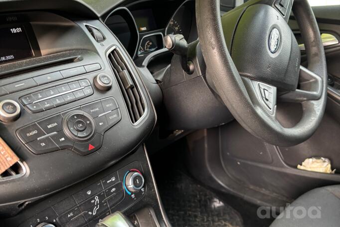 Ford Focus 3 generation wagon 5-doors