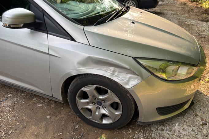 Ford Focus 3 generation wagon 5-doors