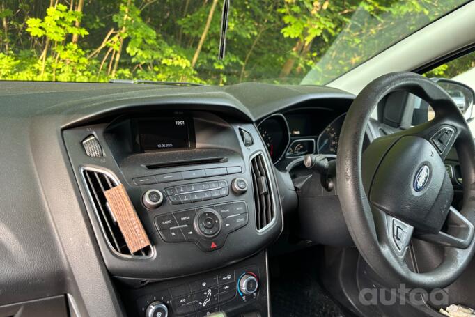 Ford Focus 3 generation wagon 5-doors