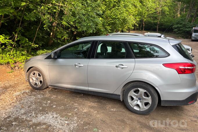 Ford Focus 3 generation wagon 5-doors