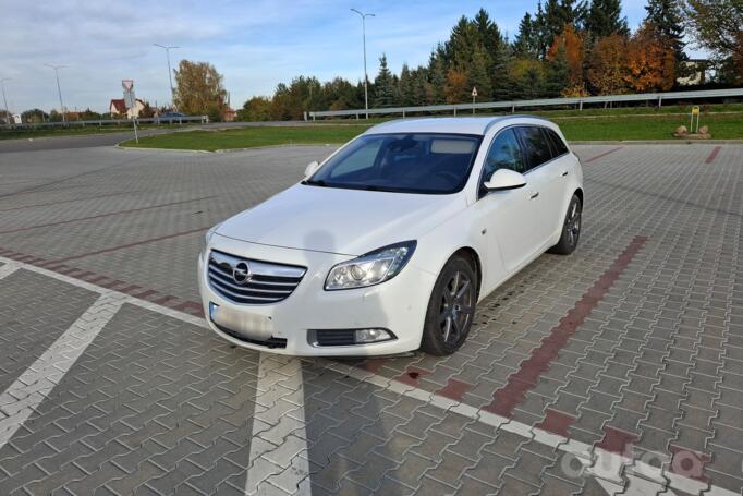 Opel Insignia A Sports Tourer OPC wagon 5-doors