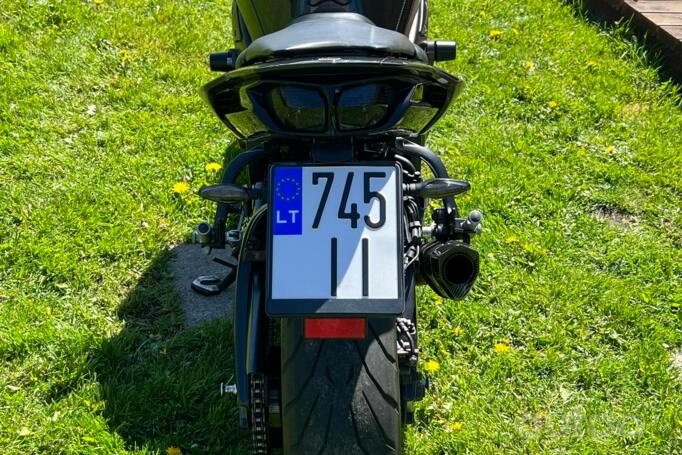 Yamaha FZ