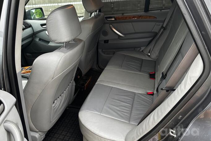 BMW X5 E53 Crossover