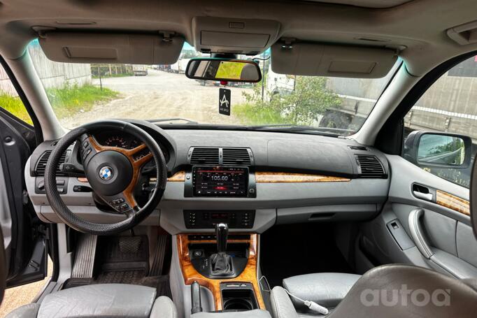 BMW X5 E53 Crossover