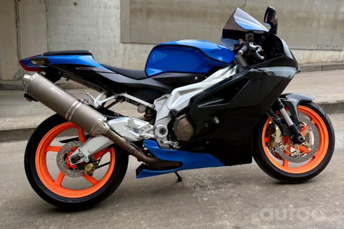 Aprilia RSV