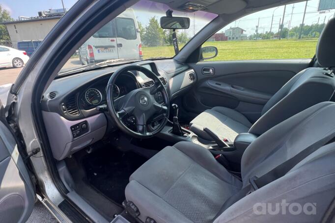 Nissan Almera N16 Hatchback 3-doors