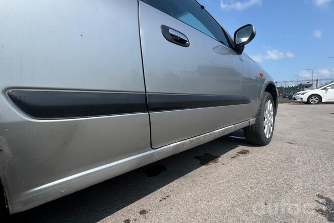 Nissan Almera N16 Hatchback 3-doors
