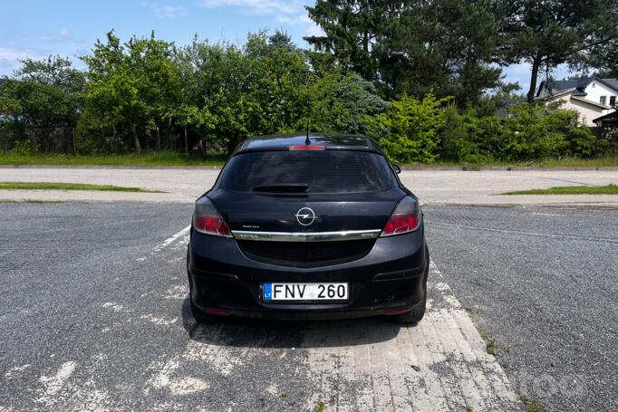 Opel Astra H [restyling]