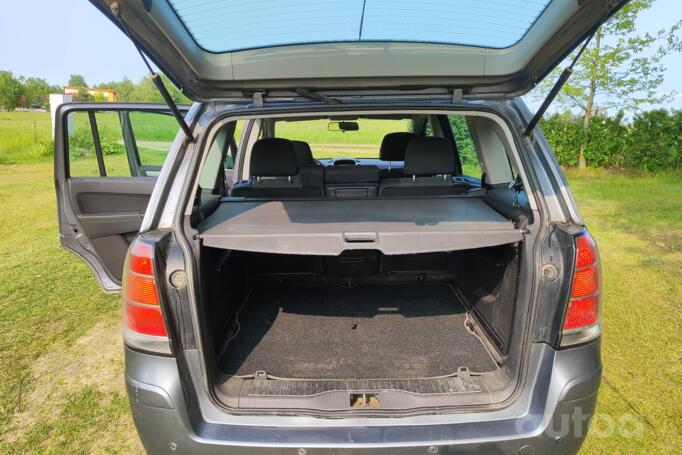 Opel Zafira B Minivan 5-doors