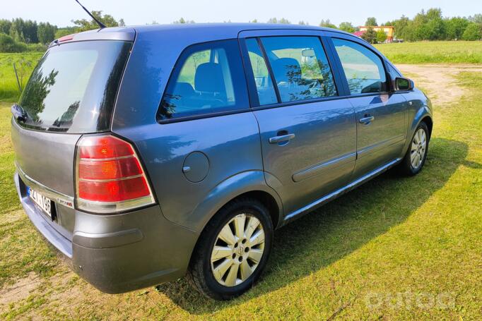 Opel Zafira B Minivan 5-doors