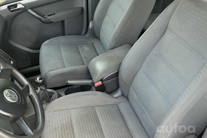 Volkswagen Touran 1 generation Minivan